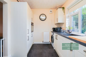 Photo 16- click for photo gallery